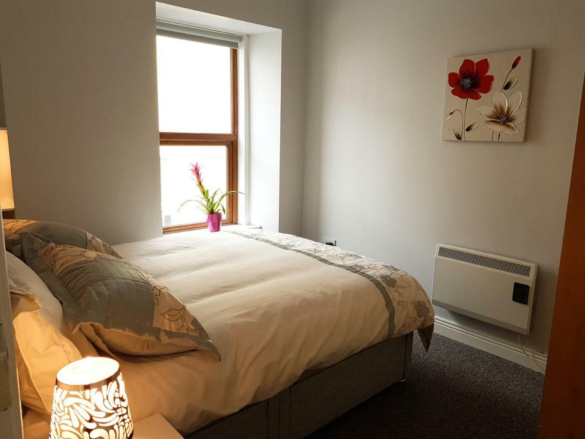 Apartament Townhouse In Centre Of Cobh Zewnętrze zdjęcie