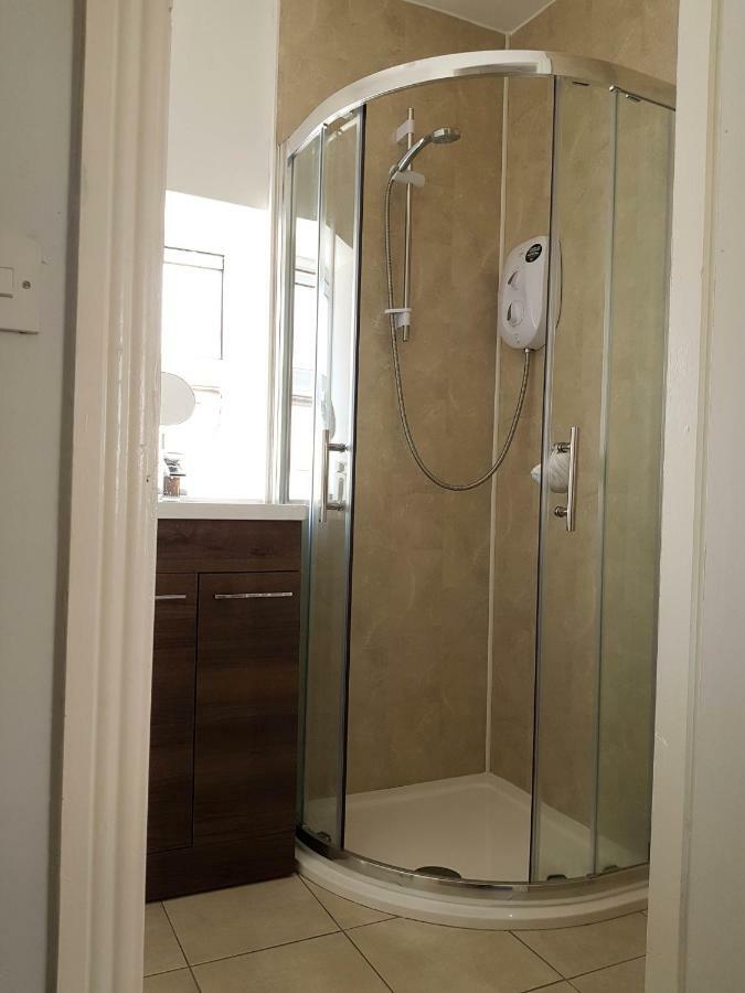 Apartament Townhouse In Centre Of Cobh Zewnętrze zdjęcie