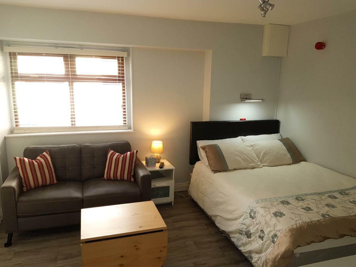 Apartament Townhouse In Centre Of Cobh Zewnętrze zdjęcie
