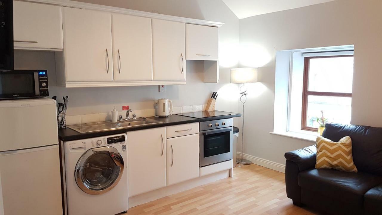 Apartament Townhouse In Centre Of Cobh Zewnętrze zdjęcie